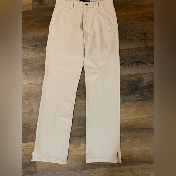 Oakley Golf Pants - Picture 2 of 3